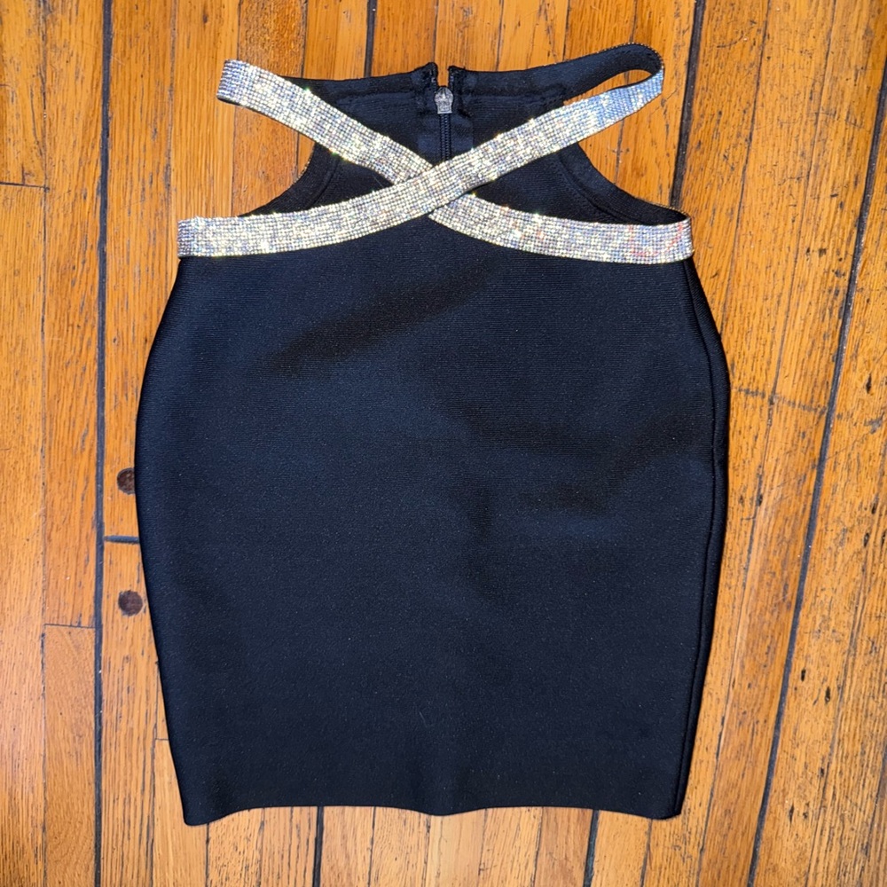 Black bandage skirt with rhinestoneStraps